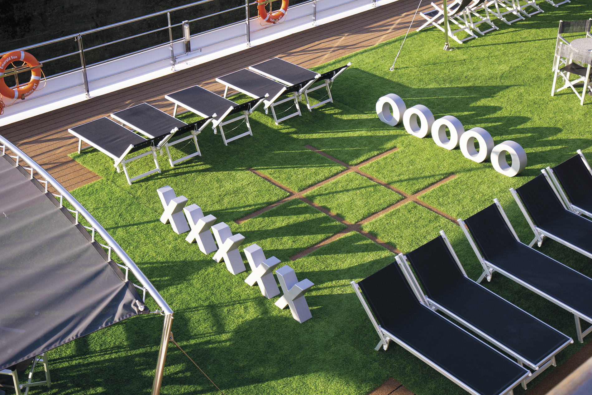 Emerald Sky - Games Area and Golf Putting Green 